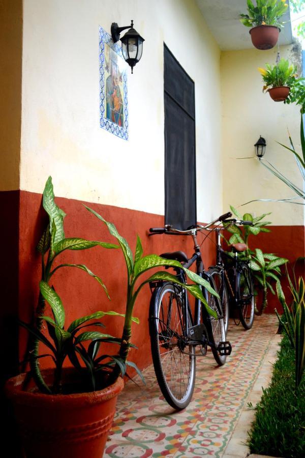 Hostal La Ermita Мерида Екстериор снимка