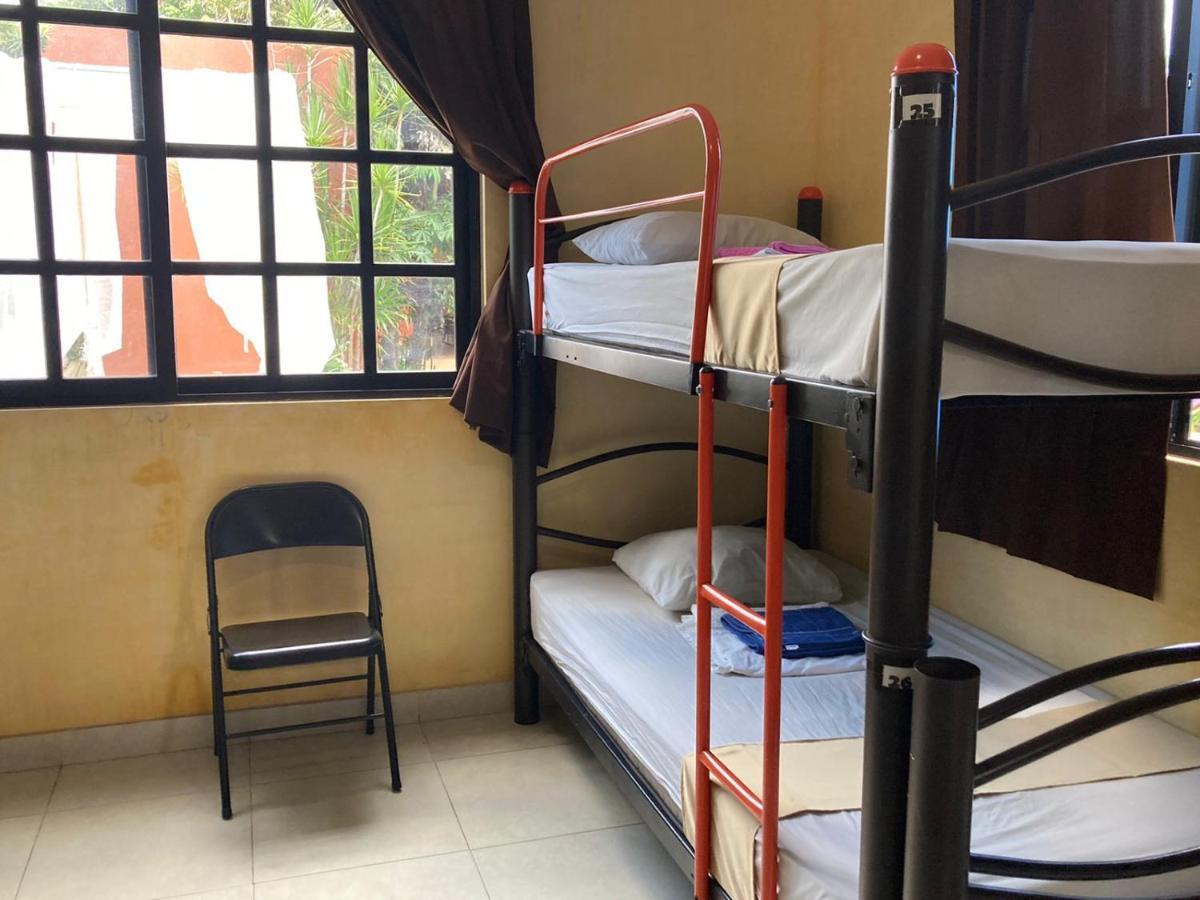 Hostal La Ermita Мерида Екстериор снимка