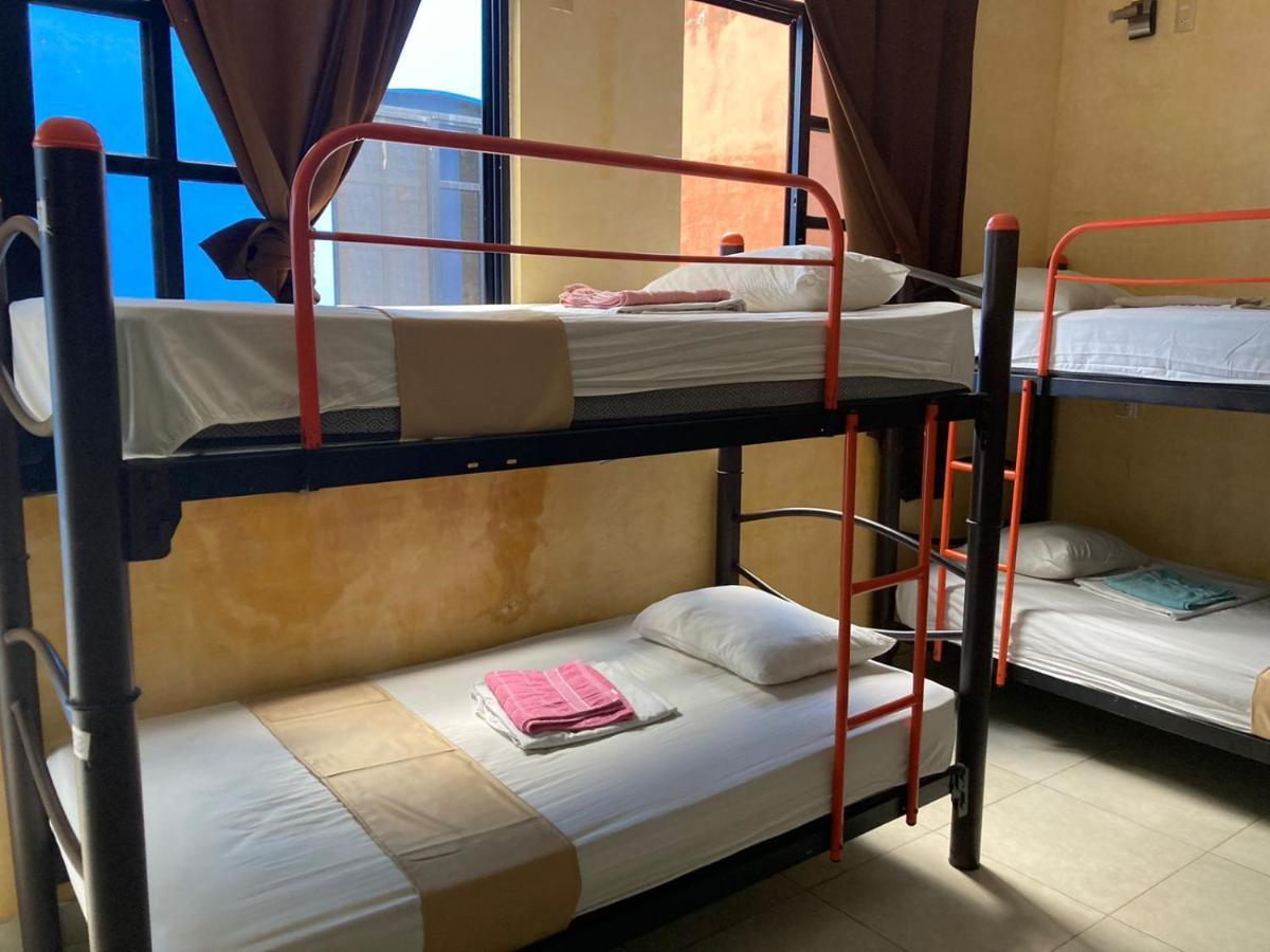 Hostal La Ermita Мерида Екстериор снимка