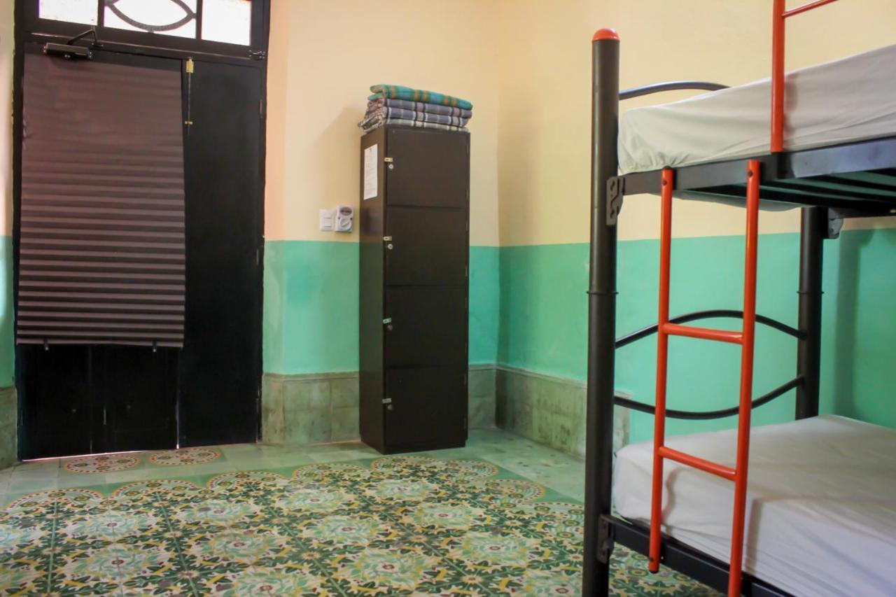Hostal La Ermita Мерида Екстериор снимка