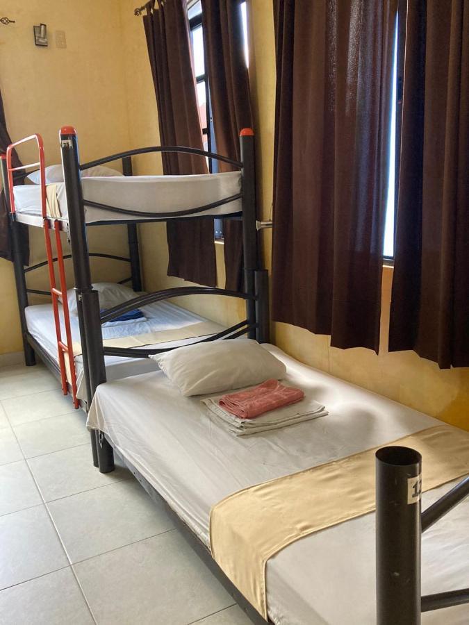 Hostal La Ermita Мерида Екстериор снимка