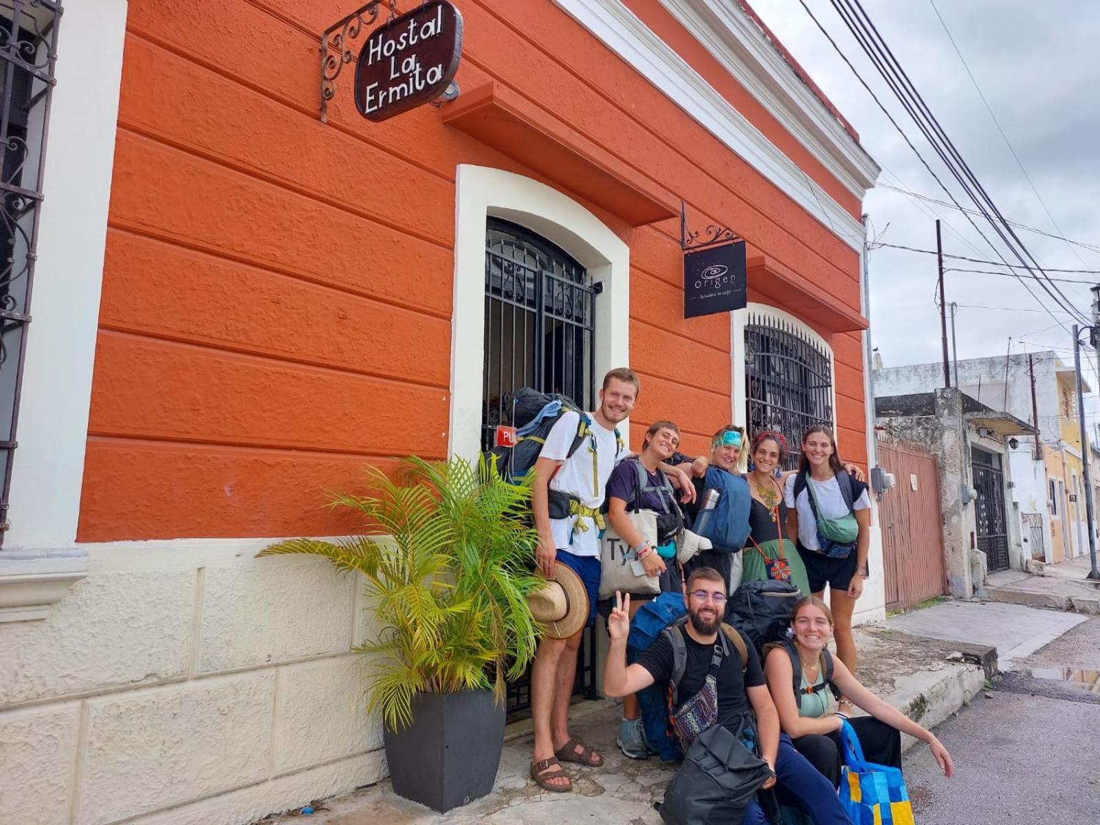 Hostal La Ermita Мерида Екстериор снимка